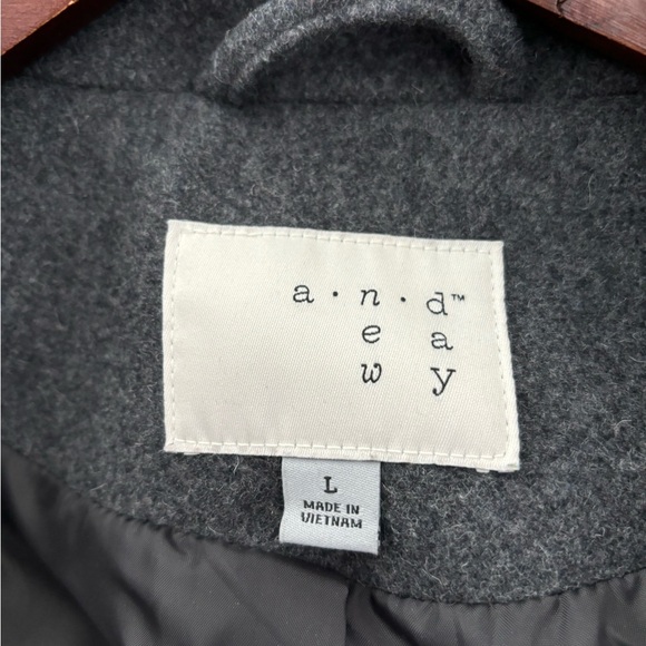 Like new gray wool jacket size Large - Picture 3 of 3